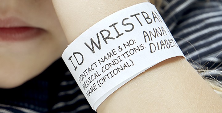 Bracelets d'identification en papier pour enfant