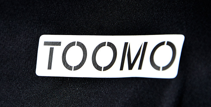 Étiquettes thermocollantes avec logo
