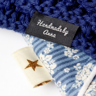 Étiquettes textile à coudre, avec pli au milieu