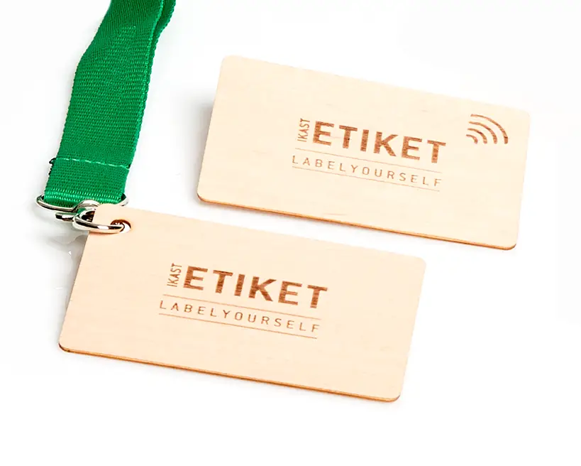 Cartes d'accès RFID en bois