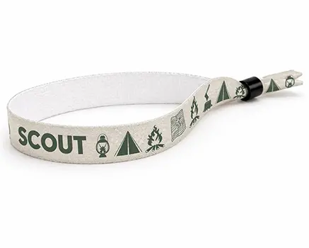 Bracelets de festival outdoor avec thème camping et scout