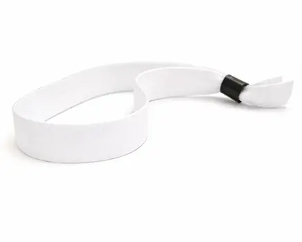Bracelets de festival blancs
