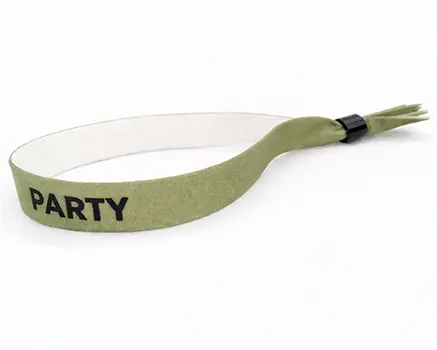 Bracelets de festival vert poussiéreux